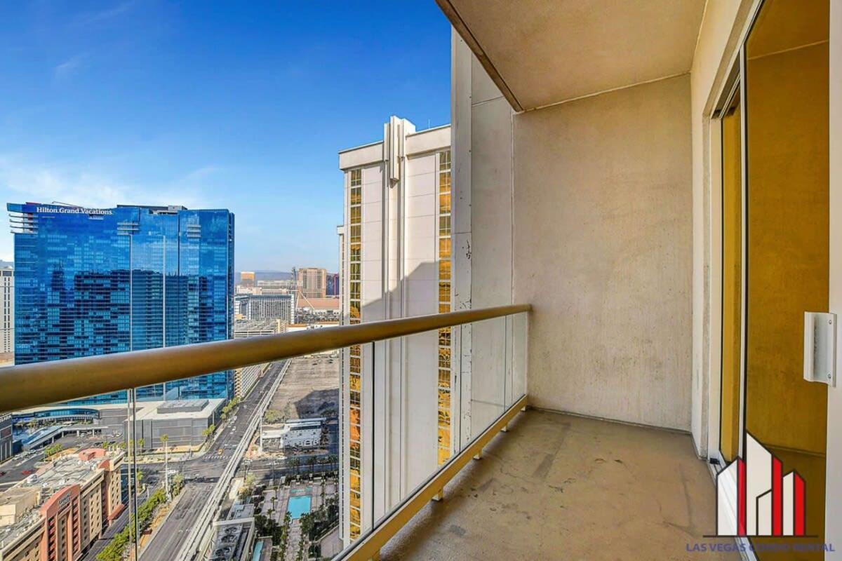 Mgm Signature-32-607 F1 Track & Strip View Balcony Casa de férias